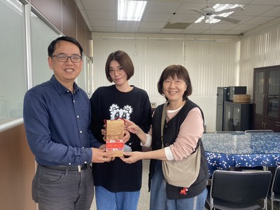 Link to 115年2月25日洪一珍老師、賴般若老師來訪。圖片